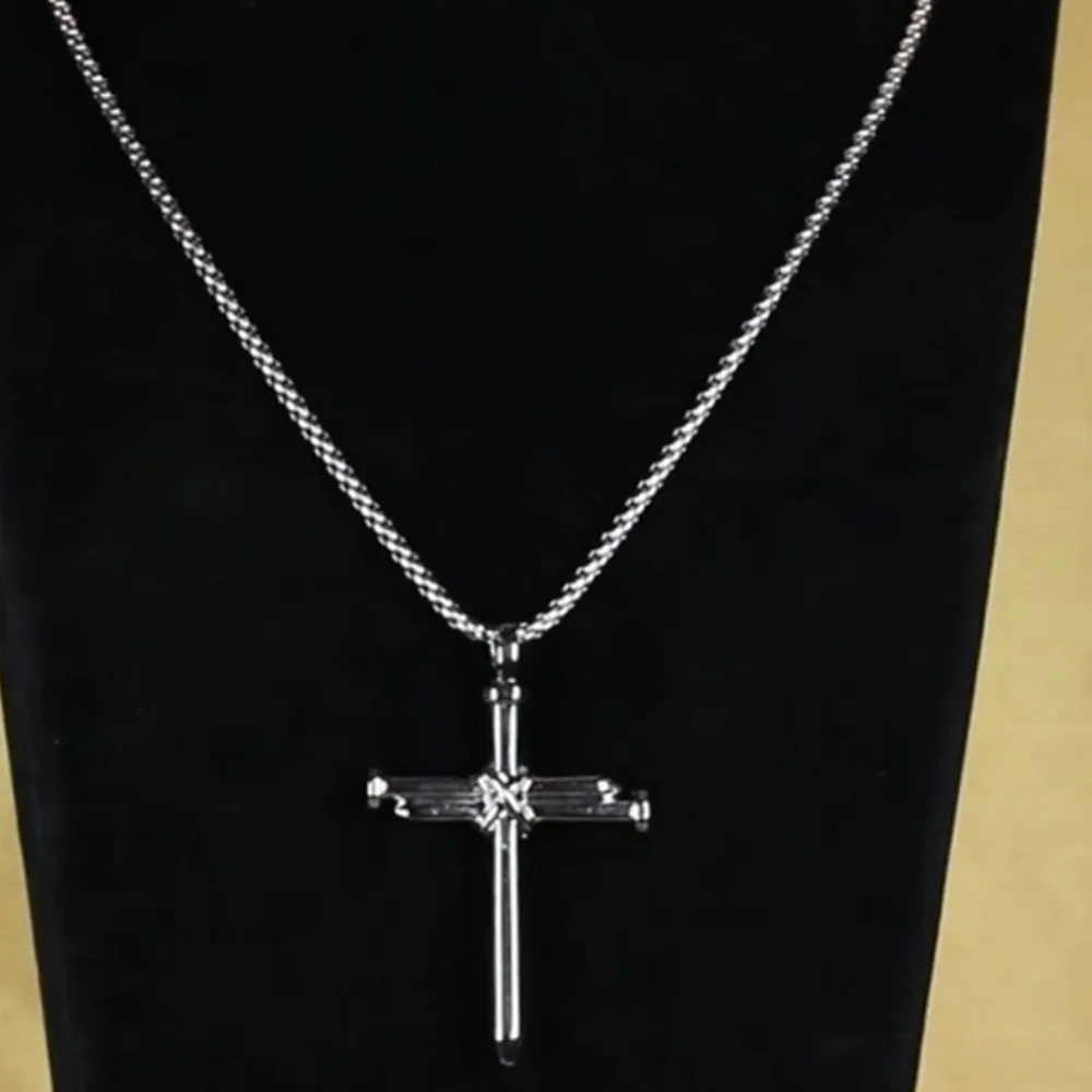 🆕️LAST 1☦️HANDCRAFTED STAINLESS STEEL CROSS NAIL UNISEX NECKLESS/GIFT BOXED